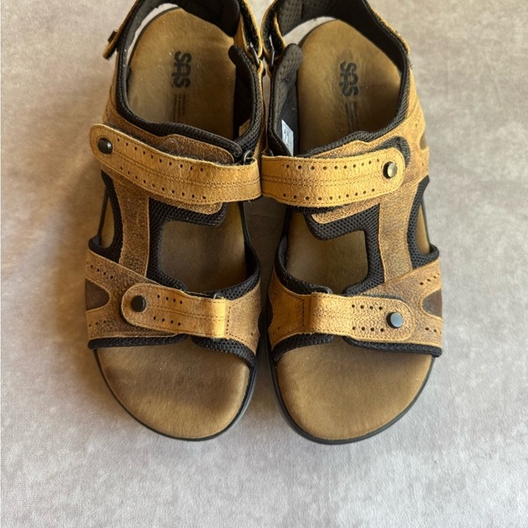 SAS Tan and Black Comfort Sandals with Adjustable Straps